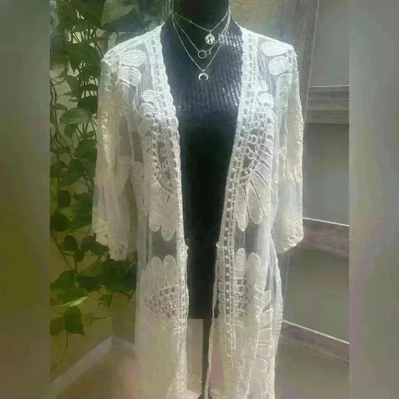 ADIVA Lace Boho Vintage Style Lace Kimono NWT - So Chic Size M 🖤 - Picture 6 of 7
